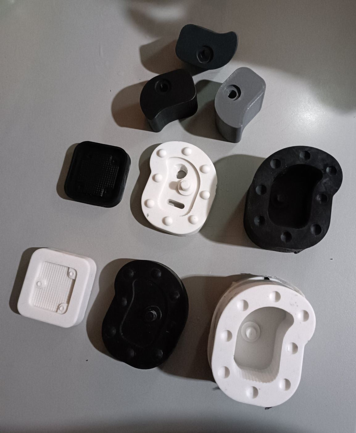 Moldes de silicone e peças vazadas